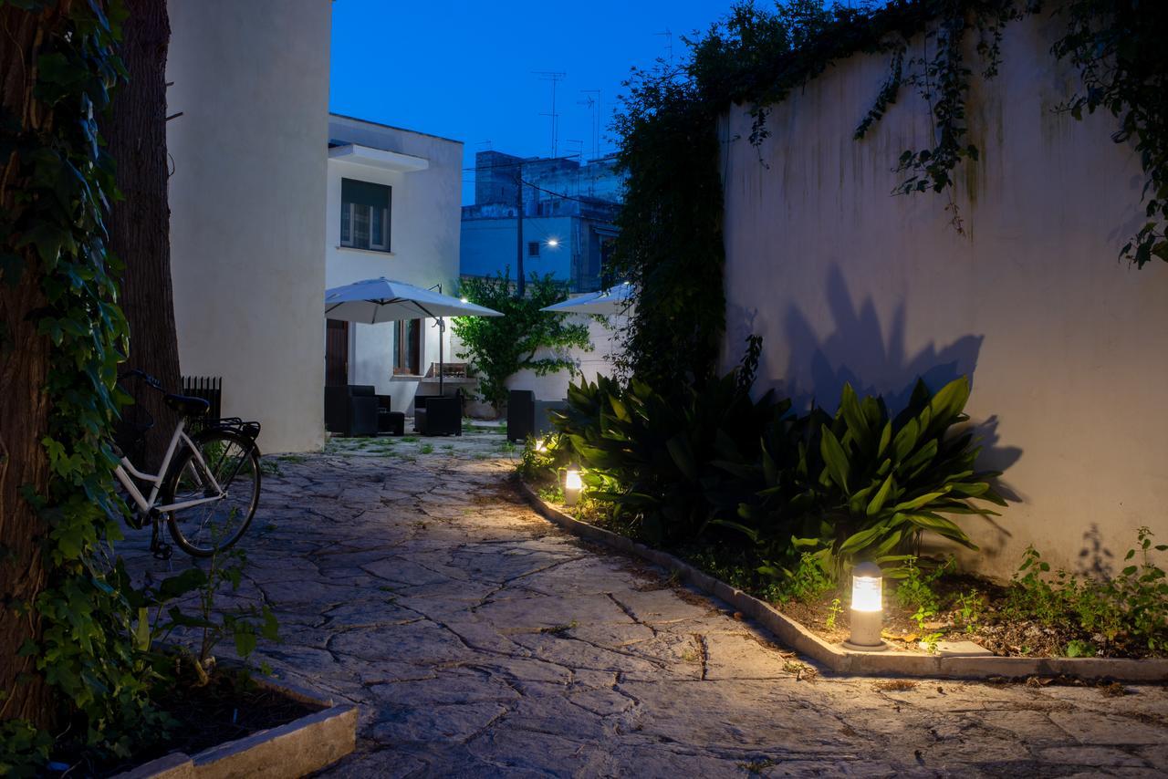 Villa Domus Salento Suites & Rooms Con Parcheggio Privato In Loco Лечче Экстерьер фото