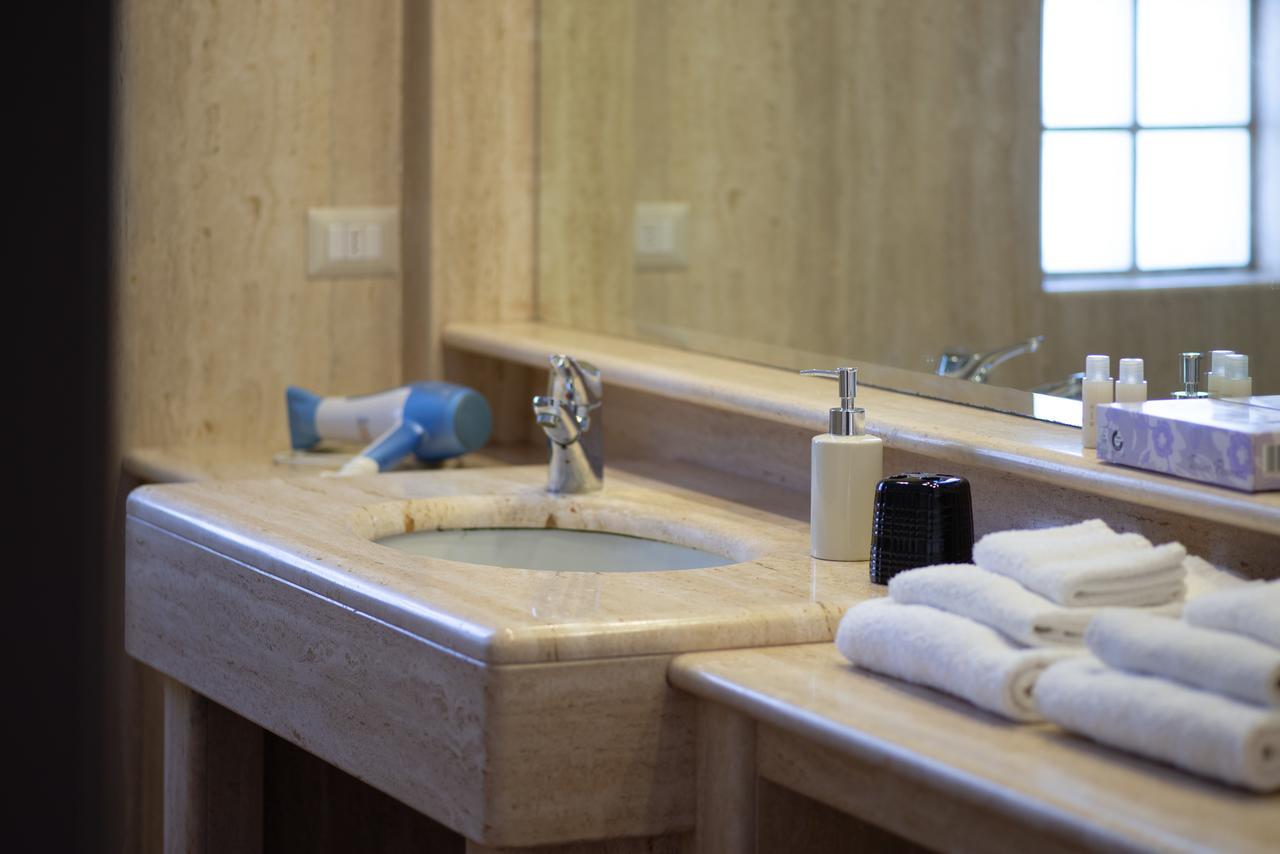 Villa Domus Salento Suites & Rooms Con Parcheggio Privato In Loco Лечче Экстерьер фото